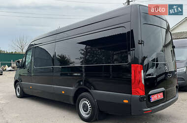 Грузовой фургон Mercedes-Benz Sprinter 2019 в 