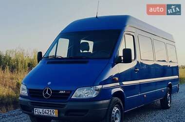 Вантажний фургон Mercedes-Benz Sprinter 2005 в Рівному