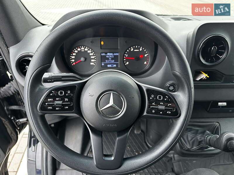 Грузовой фургон Mercedes-Benz Sprinter 2020 в Нововолынске