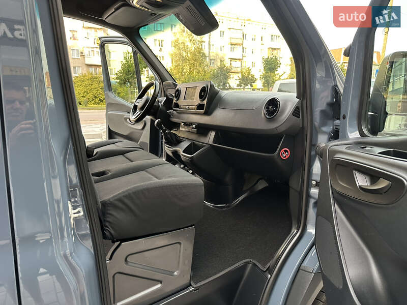 Вантажний фургон Mercedes-Benz Sprinter 2021 в Бердичеві фото 16 Вантажний фургон Mercedes-Benz Sprinter 2021 в Бердичеві