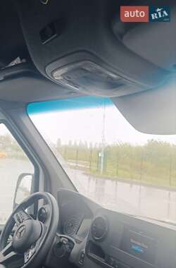 Грузовой фургон Mercedes-Benz Sprinter 2021 в 