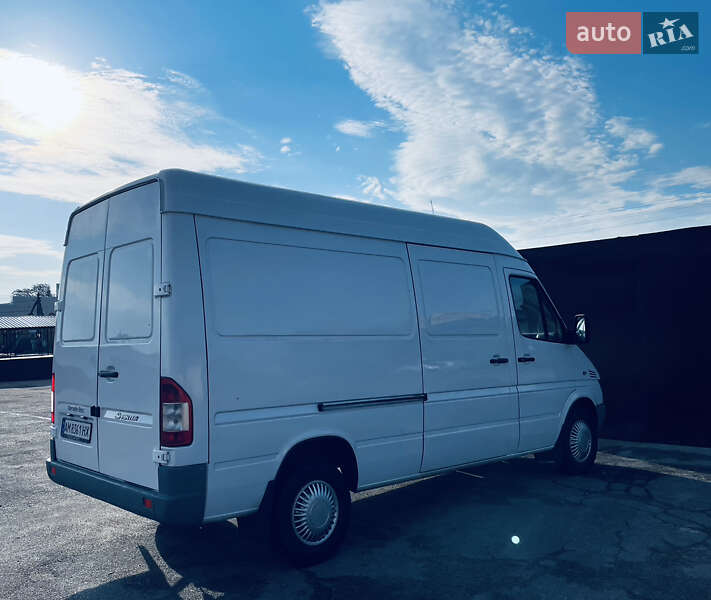 Грузовой фургон Mercedes-Benz Sprinter 2005 в Житомире