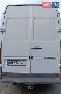 Вантажний фургон Mercedes-Benz Sprinter 2005 в 