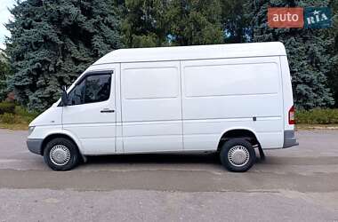 Вантажний фургон Mercedes-Benz Sprinter 2005 в 