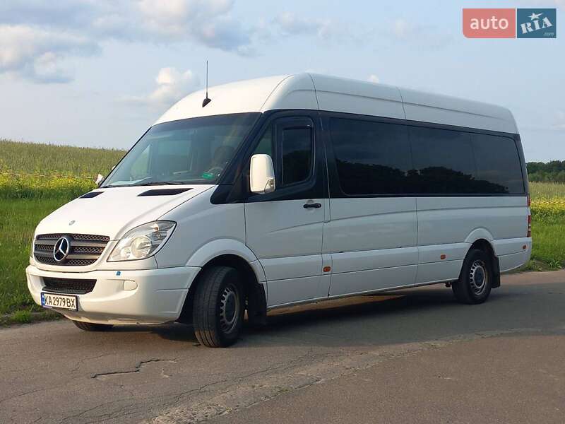Mercedes-Benz Sprinter 2011