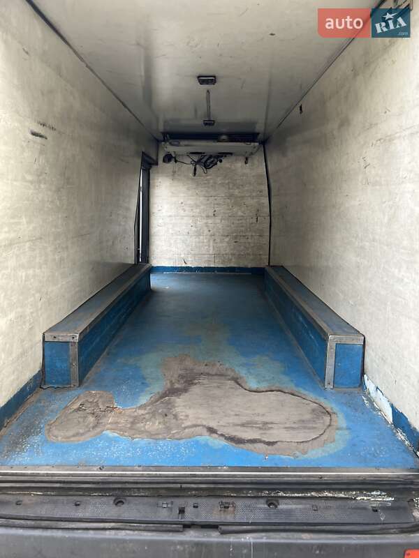 Рефрижератор Mercedes-Benz Sprinter 2005 в Львові фото 7 Рефрижератор Mercedes-Benz Sprinter 2005 в Львові