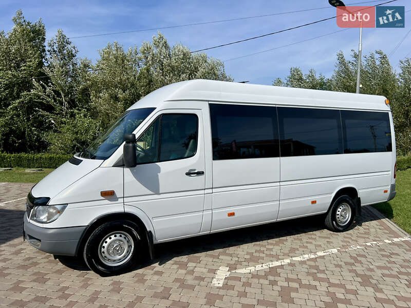 Mercedes-Benz Sprinter 2006