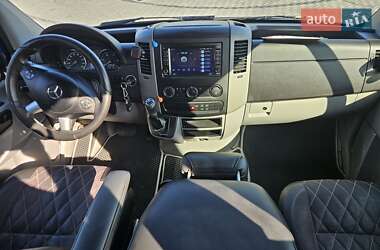 Грузопассажирский фургон Mercedes-Benz Sprinter 2017 в 