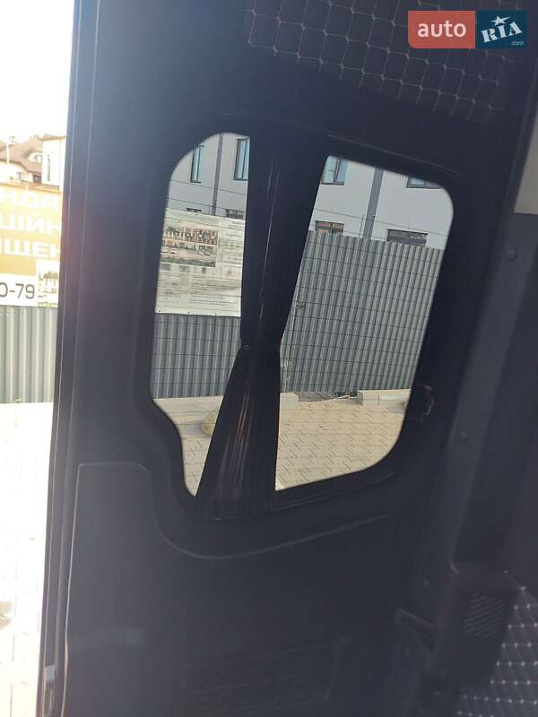 Микроавтобус грузовой (до 3,5т) Mercedes-Benz Sprinter 2014 в Виннице фото 42 Микроавтобус грузовой (до 3,5т) Mercedes-Benz Sprinter 2014 в Виннице