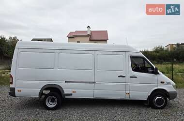 Грузовой фургон Mercedes-Benz Sprinter 2005 в 