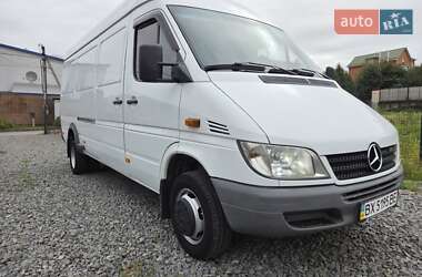 Грузовой фургон Mercedes-Benz Sprinter 2005 в 