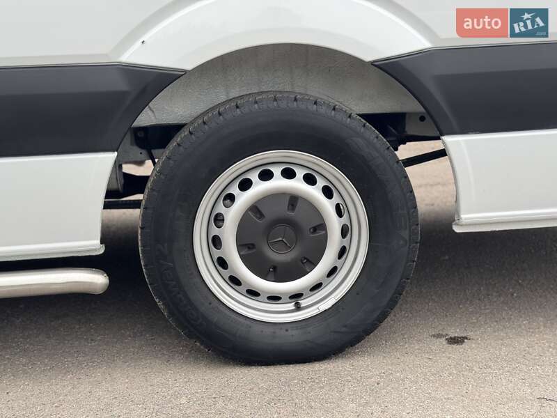 Грузовой фургон Mercedes-Benz Sprinter 2017 в Дубно фото 44 Грузовой фургон Mercedes-Benz Sprinter 2017 в Дубно