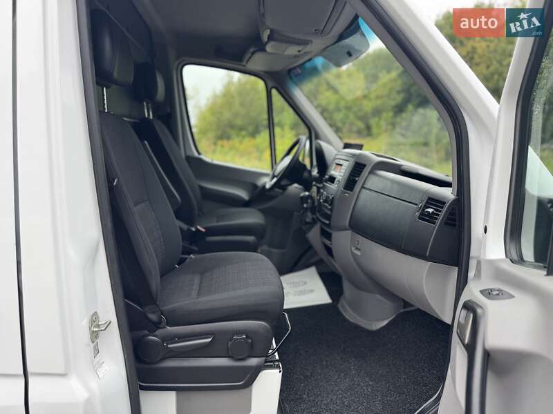 Грузовой фургон Mercedes-Benz Sprinter 2017 в Дубно фото 67 Грузовой фургон Mercedes-Benz Sprinter 2017 в Дубно