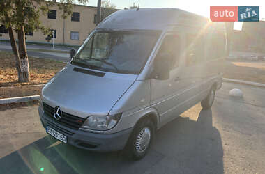 Грузовой фургон Mercedes-Benz Sprinter 2005 в 