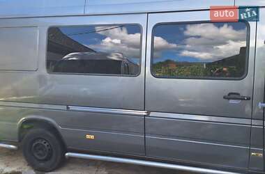 Грузовой фургон Mercedes-Benz Sprinter 2002 в 