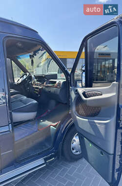 Микроавтобус Mercedes-Benz Sprinter 2000 в 