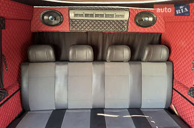 Микроавтобус Mercedes-Benz Sprinter 2000 в 