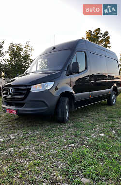 Грузовой фургон Mercedes-Benz Sprinter 2019 в 