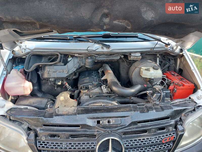 Грузовой фургон Mercedes-Benz Sprinter 2005 в Кропивницком