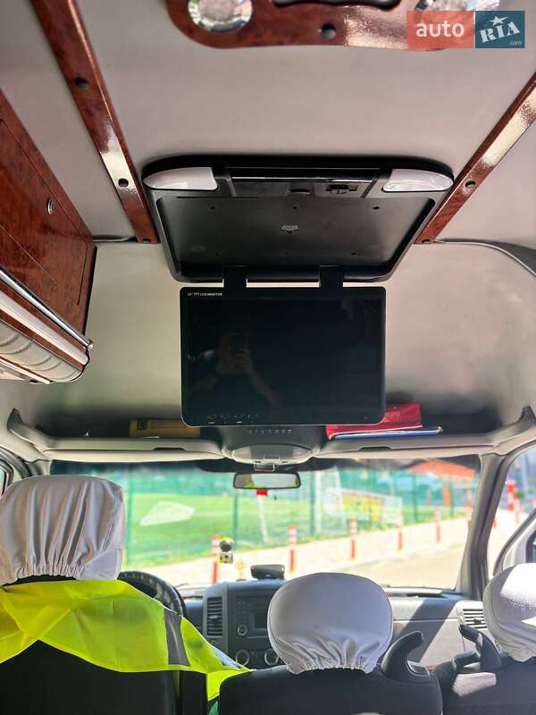 Микроавтобус Mercedes-Benz Sprinter 2011 в Киеве фото 17 Микроавтобус Mercedes-Benz Sprinter 2011 в Киеве