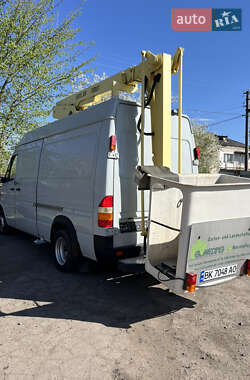 Другие грузовики Mercedes-Benz Sprinter 2001 в 