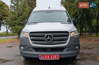 Грузовой фургон Mercedes-Benz Sprinter 2020 в 