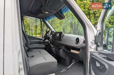 Грузовой фургон Mercedes-Benz Sprinter 2020 в 