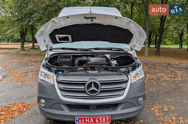 Грузовой фургон Mercedes-Benz Sprinter 2020 в 