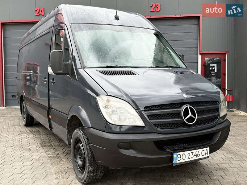 Грузовой фургон Mercedes-Benz Sprinter 2010 в Тернополе