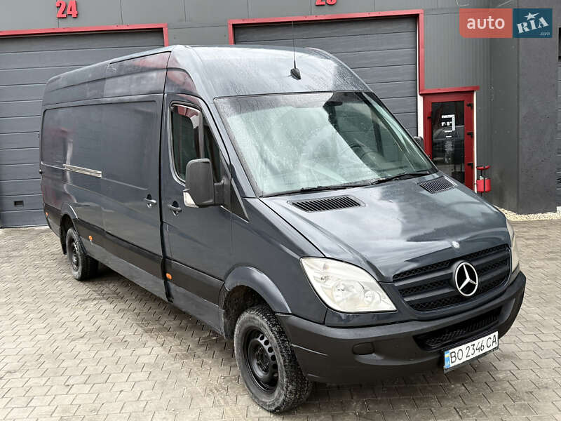 Грузовой фургон Mercedes-Benz Sprinter 2010 в Тернополе