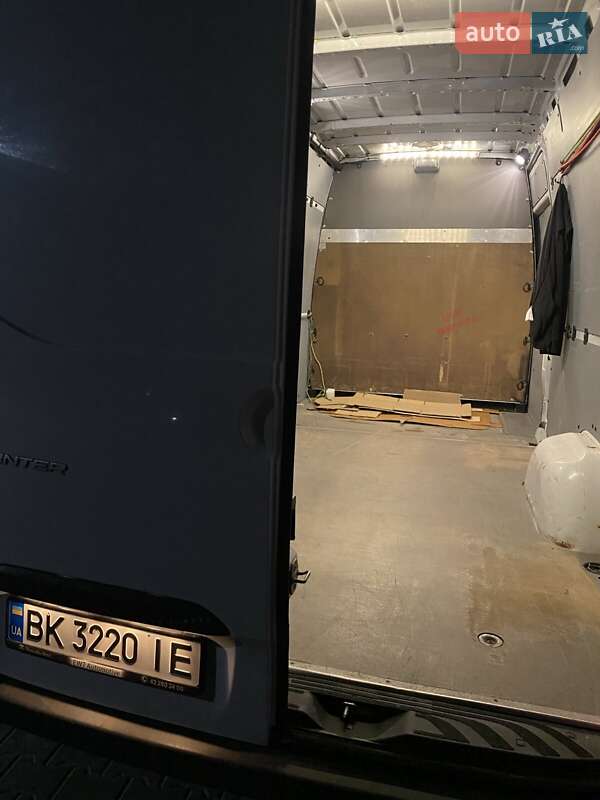 Грузовой фургон Mercedes-Benz Sprinter 2018 в Ровно фото 17 Грузовой фургон Mercedes-Benz Sprinter 2018 в Ровно