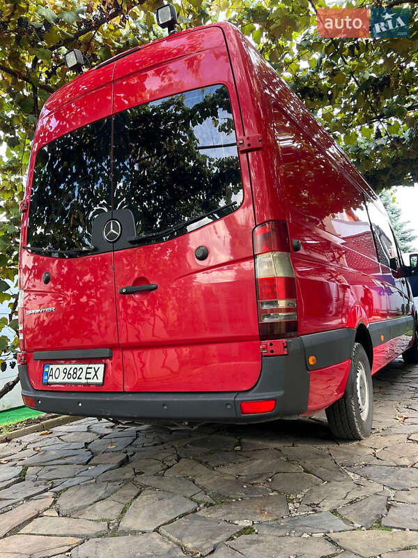 Грузовой фургон Mercedes-Benz Sprinter 2016 в Ужгороде