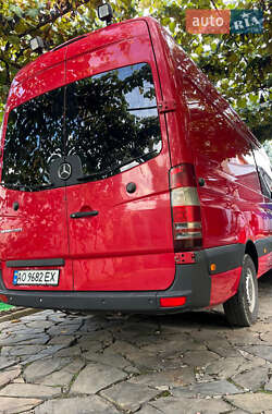 Грузовой фургон Mercedes-Benz Sprinter 2016 в 