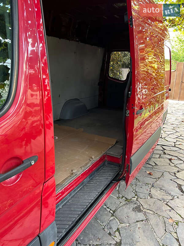 Грузовой фургон Mercedes-Benz Sprinter 2016 в Ужгороде