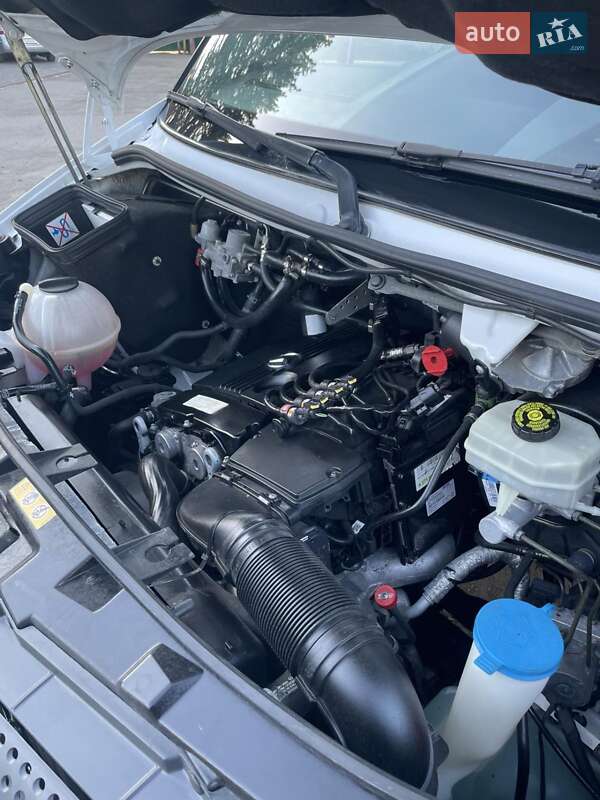 Вантажний фургон Mercedes-Benz Sprinter 2015 в Вінниці