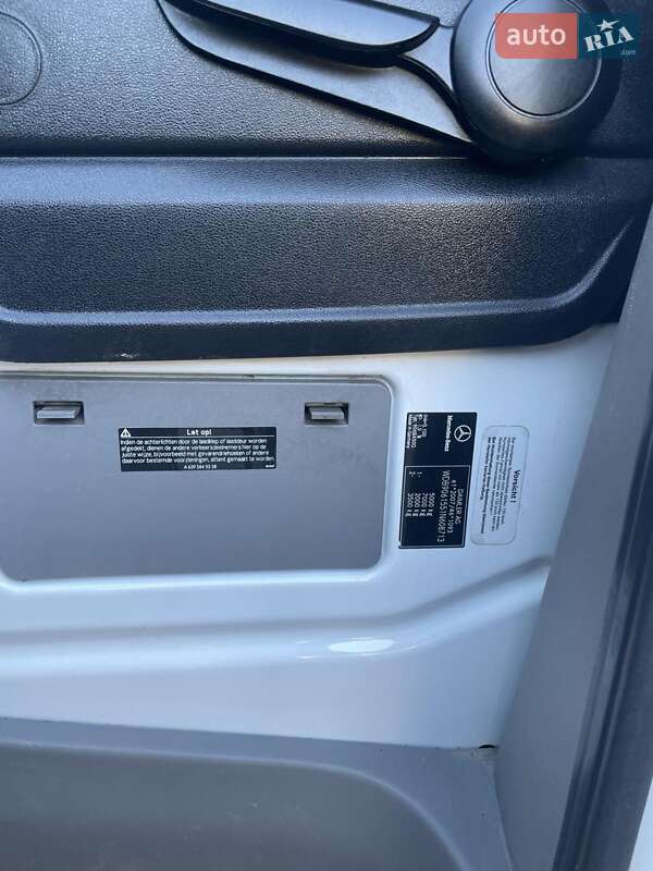 Вантажний фургон Mercedes-Benz Sprinter 2015 в Вінниці