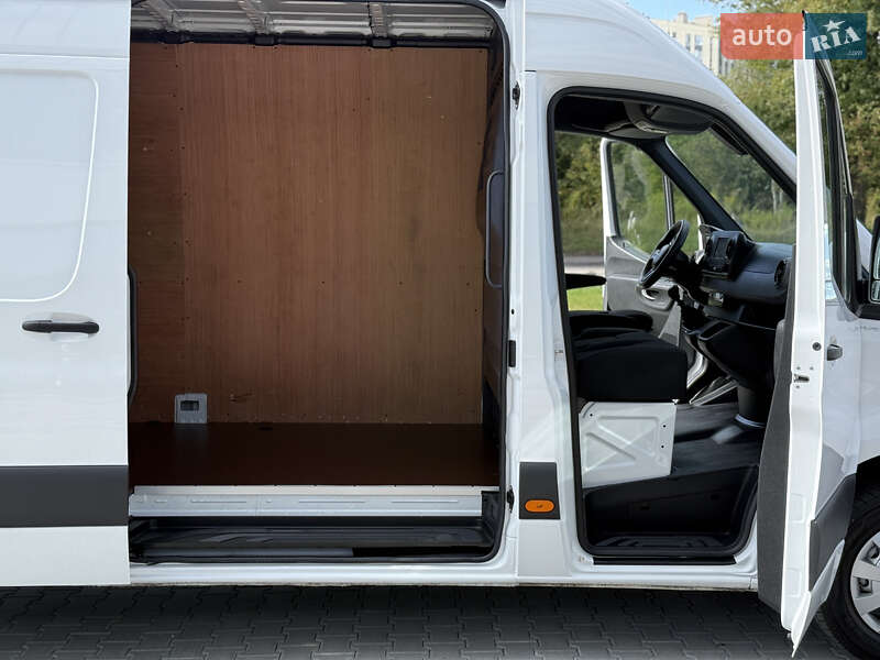 Вантажний фургон Mercedes-Benz Sprinter 2022 в Рівному