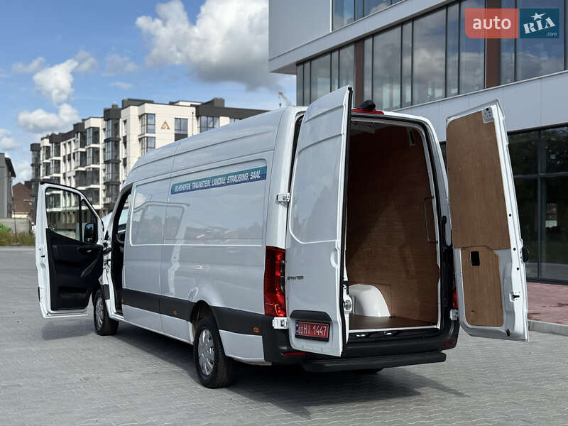 Вантажний фургон Mercedes-Benz Sprinter 2022 в Рівному