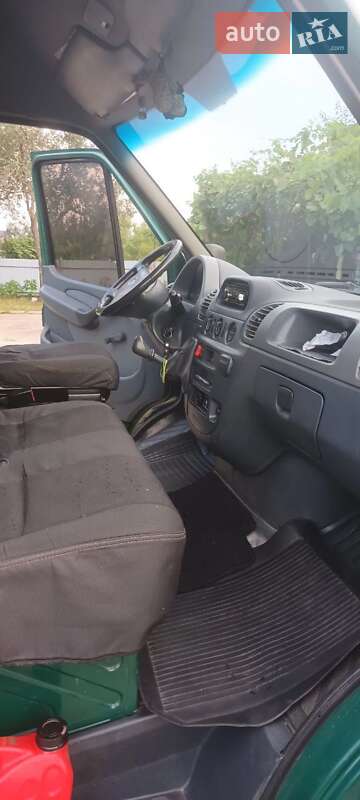 Вантажний фургон Mercedes-Benz Sprinter 2005 в Вараші