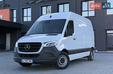 Грузовой фургон Mercedes-Benz Sprinter 2022 в 