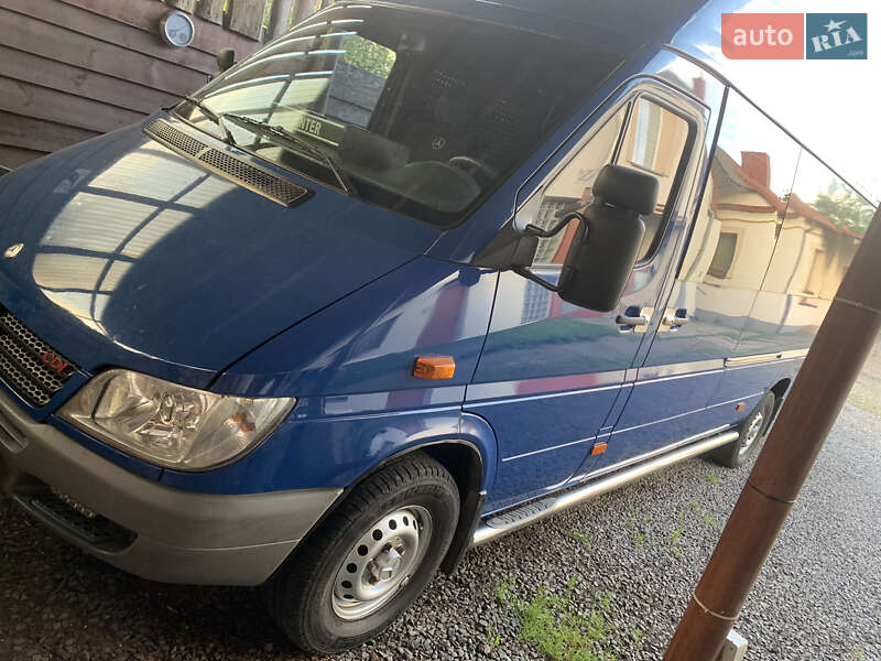 Микроавтобус Mercedes-Benz Sprinter 2006 в Нововолынске