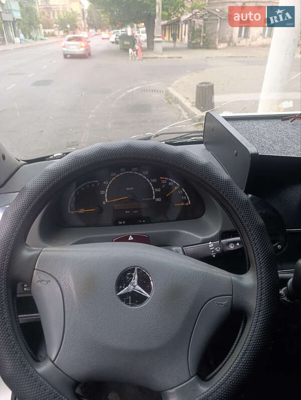 Грузовой фургон Mercedes-Benz Sprinter 2000 в Одессе