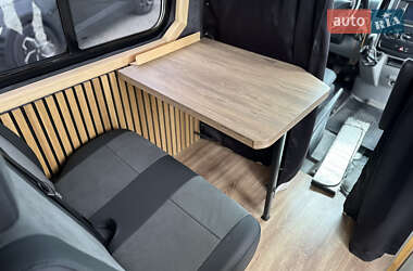 Дом на колесах Mercedes-Benz Sprinter 2006 в 