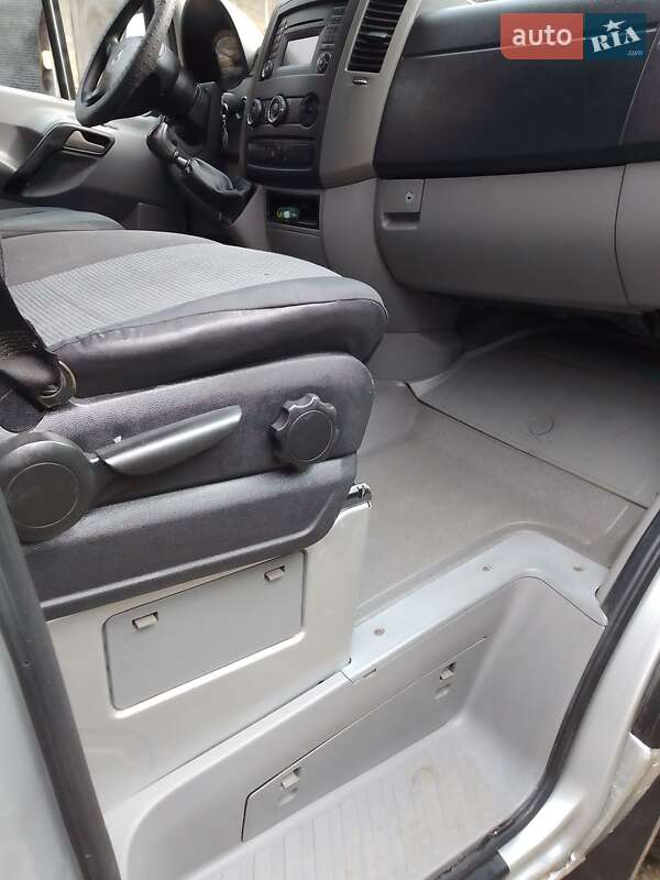 Мікроавтобус Mercedes-Benz Sprinter 2011 в Хотині