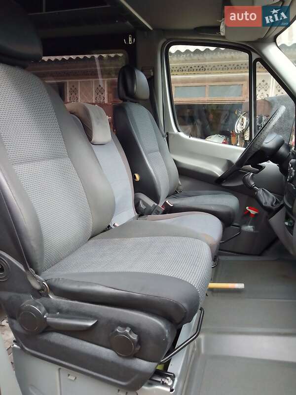 Мікроавтобус Mercedes-Benz Sprinter 2011 в Хотині