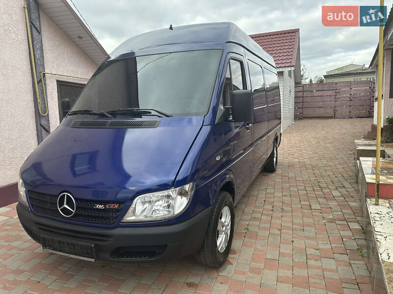 Грузовой фургон Mercedes-Benz Sprinter 2004 в Тернополе