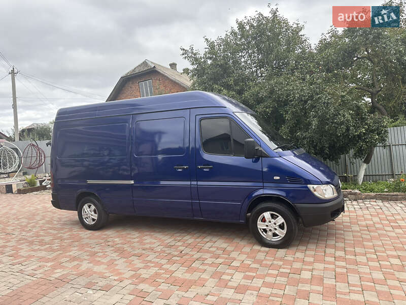 Грузовой фургон Mercedes-Benz Sprinter 2004 в Тернополе