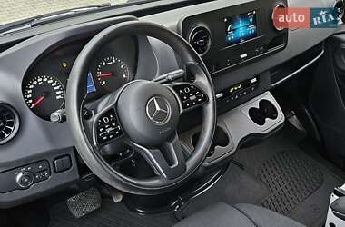 Мультилифт Mercedes-Benz Sprinter 2021 в 