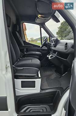 Мультилифт Mercedes-Benz Sprinter 2021 в 