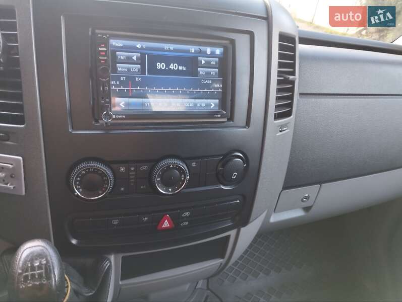 Грузовой фургон Mercedes-Benz Sprinter 2009 в Львове